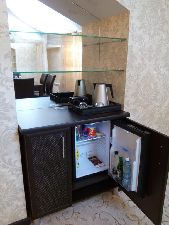 Premier Hotel Bischkek Zimmer foto